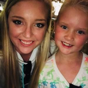 Meet your Posher, Ashleigh